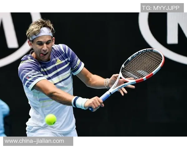 重庆网球队精英赛之路：从默默无闻到崭露头角的奋斗历程